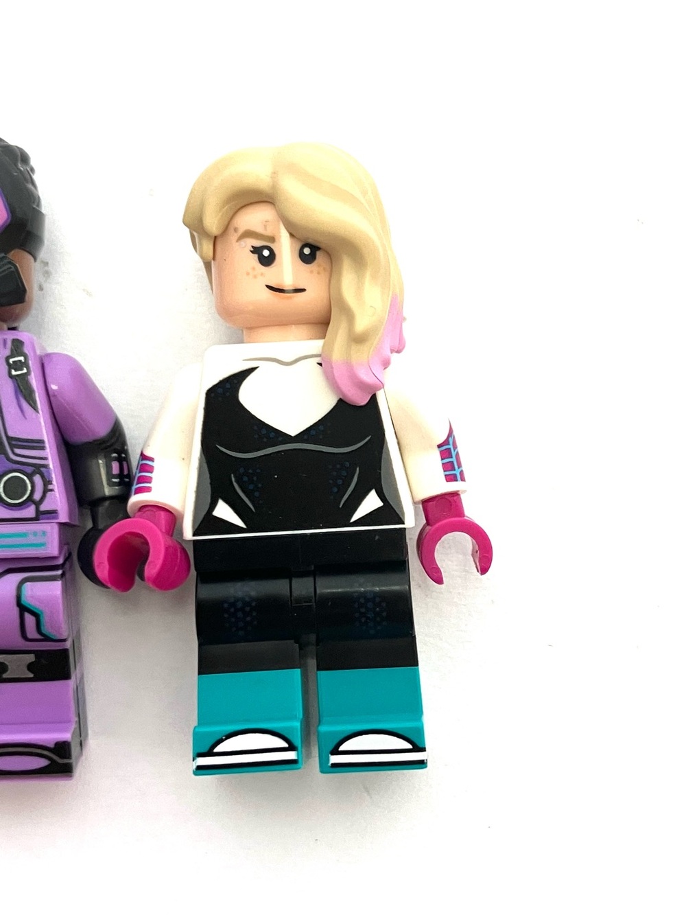 Lego Spiderman Across The Spider-Verse Gwen & Miles Morales Mini Figures Read - Picture 5 of 9